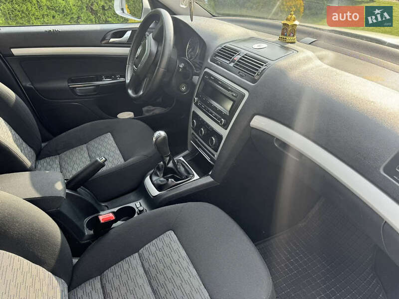 Универсал Skoda Octavia 2009 в Дрогобыче