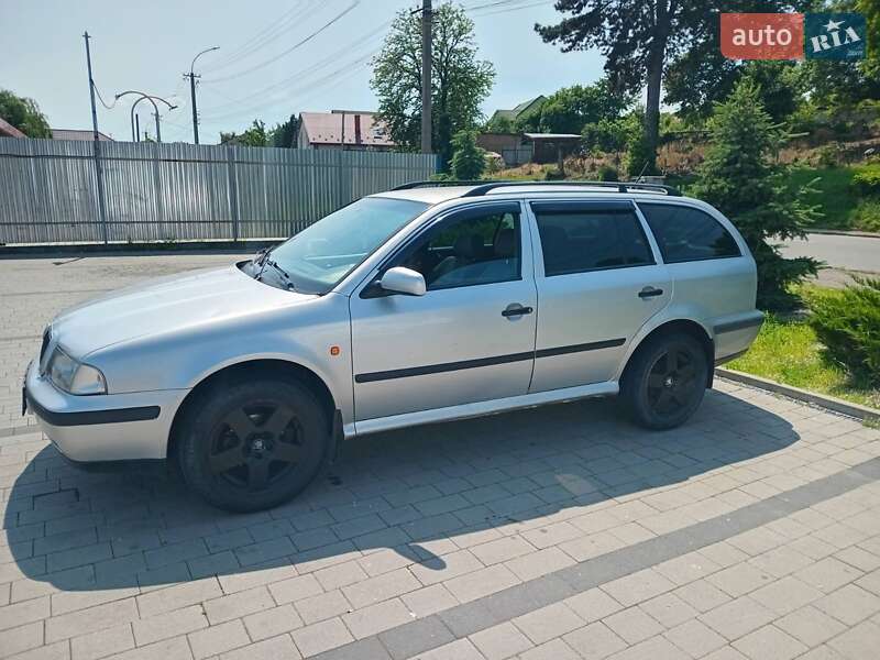 Универсал Skoda Octavia 1999 в Ужгороде
