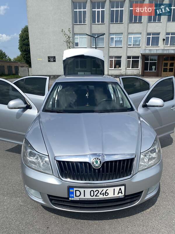 Лифтбек Skoda Octavia 2011 в Мирополе