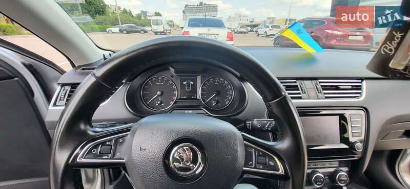 Універсал Skoda Octavia 2015 в Житомирі