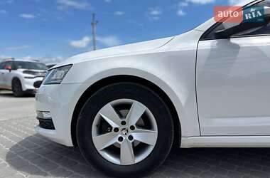 Лифтбек Skoda Octavia 2017 в 