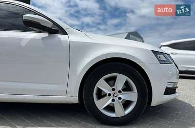Лифтбек Skoda Octavia 2017 в 
