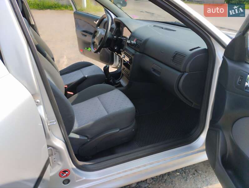 Універсал Skoda Octavia 2002 в Чечельнику