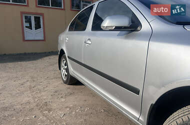 Лифтбек Skoda Octavia 2008 в 
