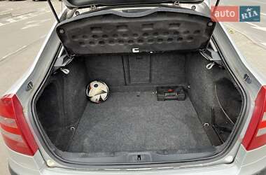 Лифтбек Skoda Octavia 2006 в 