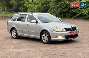 Универсал Skoda Octavia 2011 в 