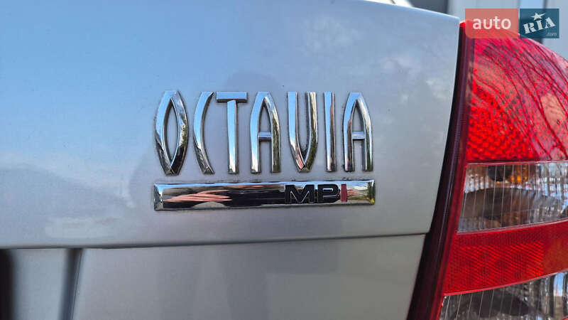 Лифтбек Skoda Octavia 2006 в Гадяче