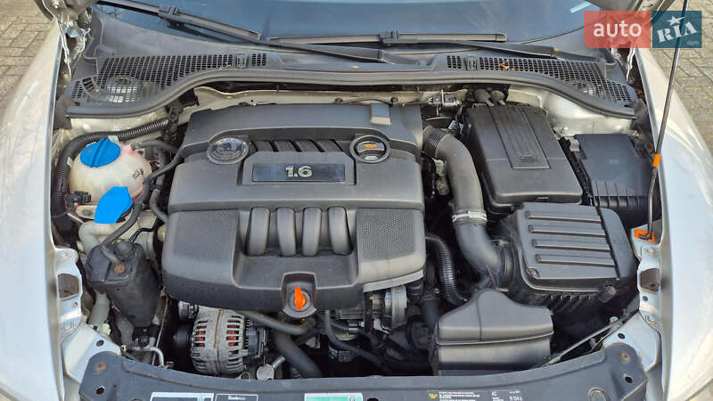 Лифтбек Skoda Octavia 2006 в Гадяче