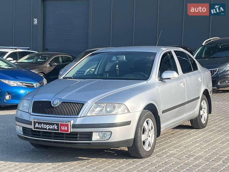 Лифтбек Skoda Octavia 2008 в 