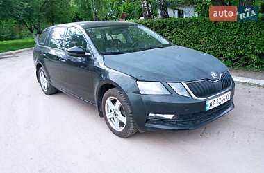 Універсал Skoda Octavia 2019 в Острозі