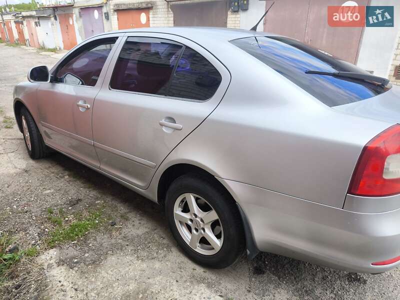 Ліфтбек Skoda Octavia 2009 в Києві фото 21 Ліфтбек Skoda Octavia 2009 в Києві