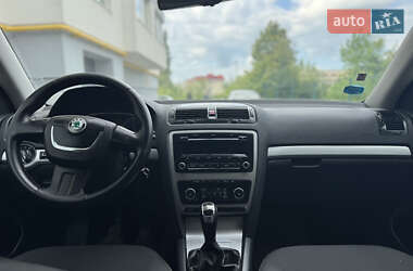 Универсал Skoda Octavia 2011 в 