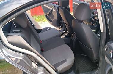 Лифтбек Skoda Octavia 2012 в 