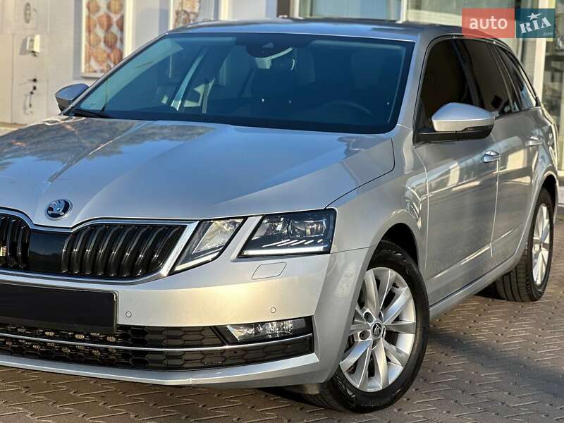 Универсал Skoda Octavia 2019 в Луцке