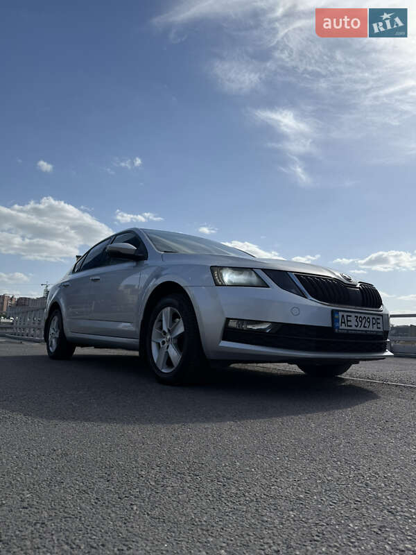 Ліфтбек Skoda Octavia 2017 в Дніпрі