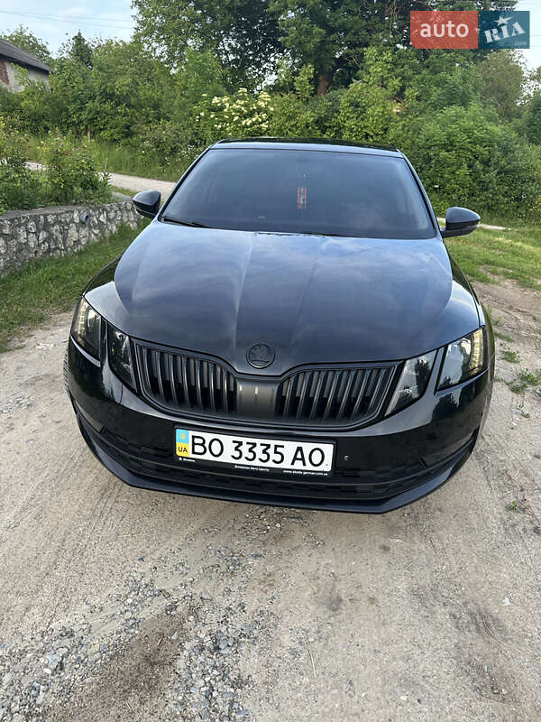 Лифтбек Skoda Octavia 2017 в Теребовле