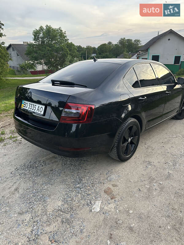 Лифтбек Skoda Octavia 2017 в Теребовле