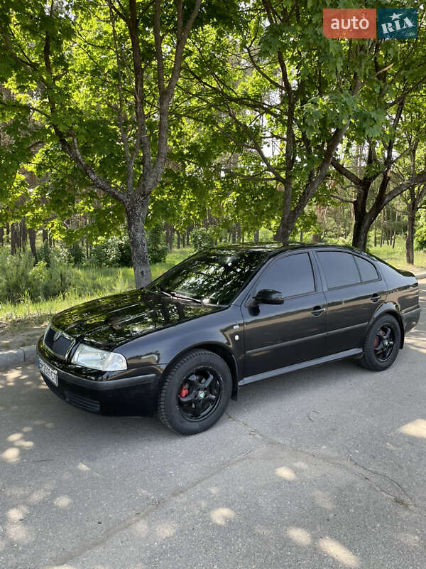 Лифтбек Skoda Octavia 2002 в Сумах