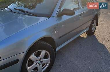 Ліфтбек Skoda Octavia 2002 в 