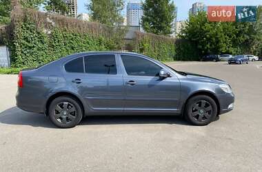 Лифтбек Skoda Octavia 2012 в 