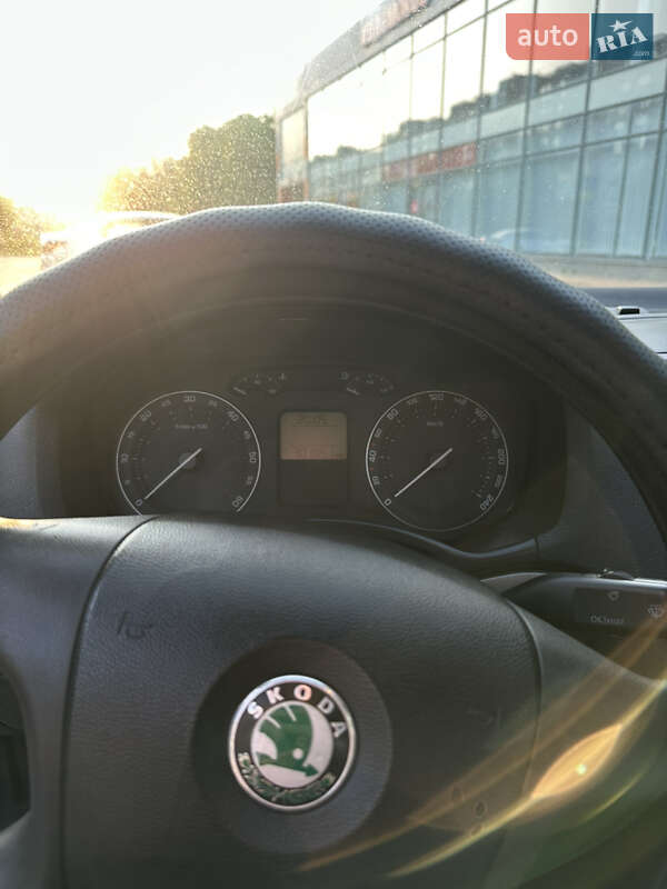 Лифтбек Skoda Octavia 2005 в Хмельницком