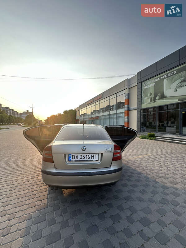 Лифтбек Skoda Octavia 2005 в Хмельницком