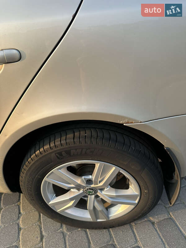 Лифтбек Skoda Octavia 2005 в Хмельницком