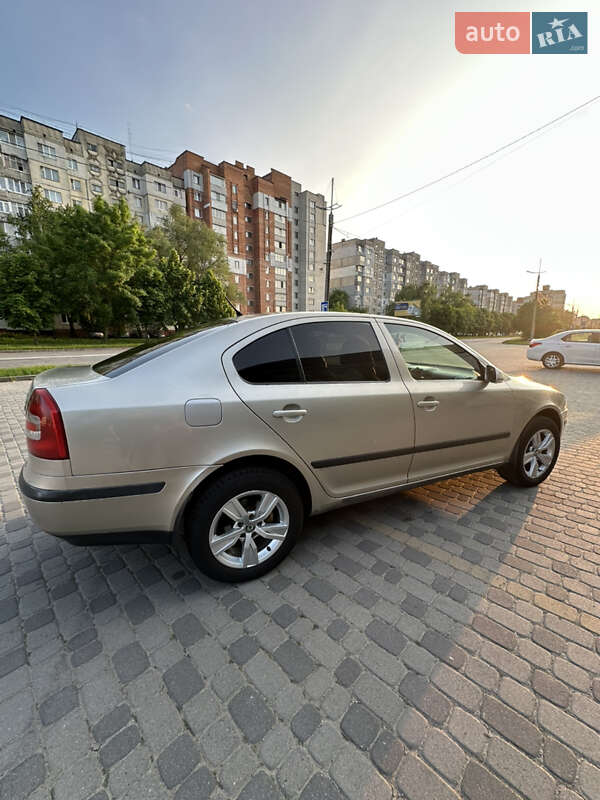 Лифтбек Skoda Octavia 2005 в Хмельницком