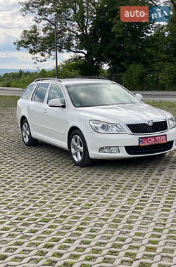 Универсал Skoda Octavia 2012 в 
