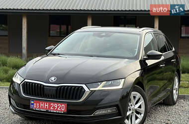 Универсал Skoda Octavia 2021 в Львове