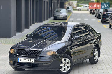 Лифтбек Skoda Octavia 2005 в Ивано-Франковске