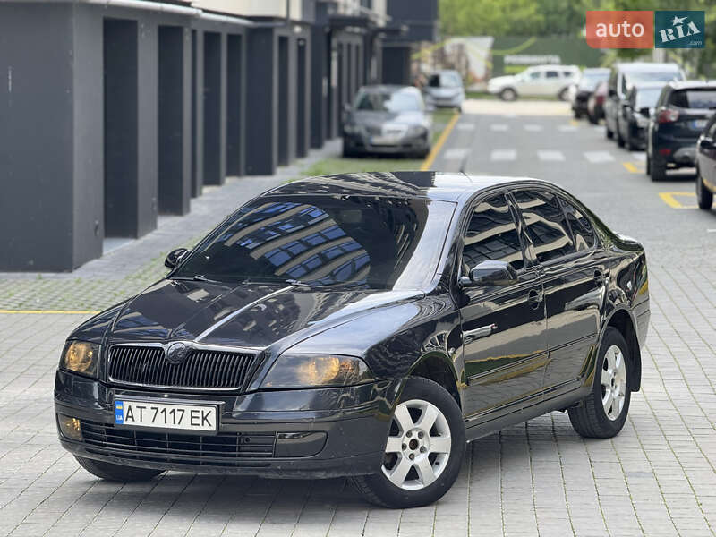 Лифтбек Skoda Octavia 2005 в 