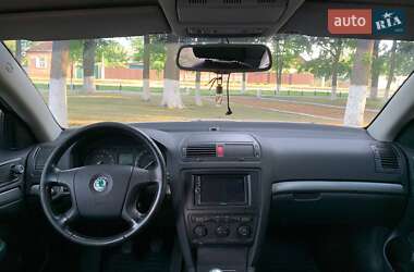 Лифтбек Skoda Octavia 2004 в 
