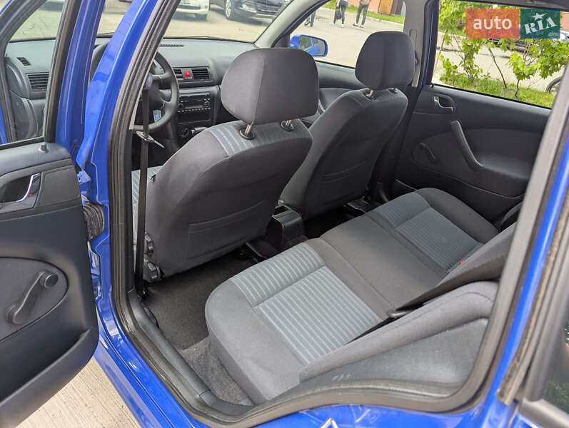 Універсал Skoda Octavia 2006 в Чернігові