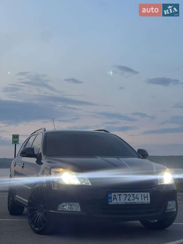 Универсал Skoda Octavia 2010 в 
