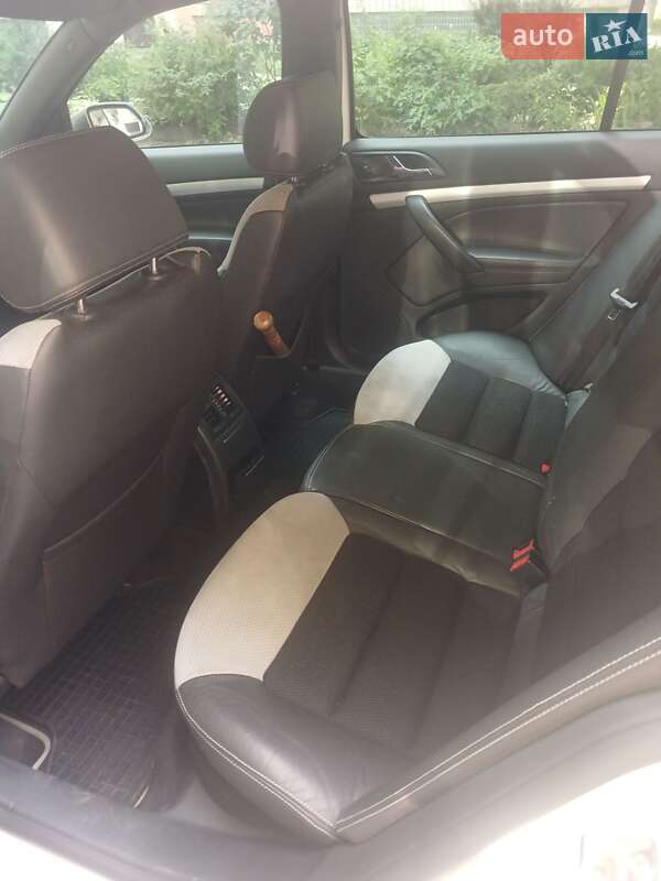 Ліфтбек Skoda Octavia 2008 в Новому Бузі