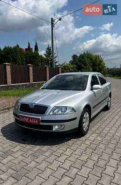 Лифтбек Skoda Octavia 2006 в 