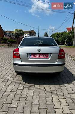 Лифтбек Skoda Octavia 2006 в 