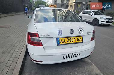Ліфтбек Skoda Octavia 2018 в 