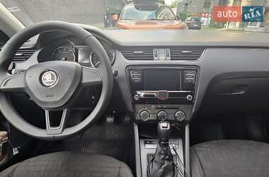 Ліфтбек Skoda Octavia 2018 в 