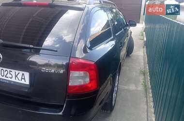 Универсал Skoda Octavia 2011 в 