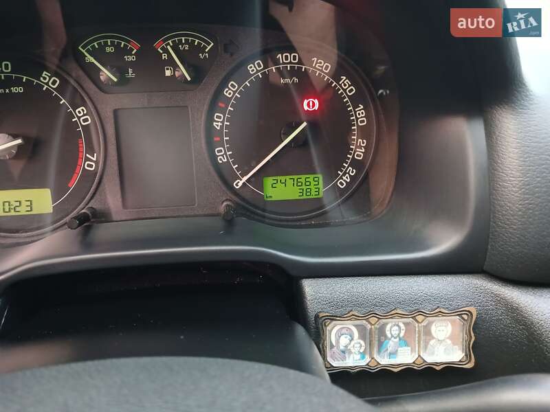 Лифтбек Skoda Octavia 2009 в Чернобае