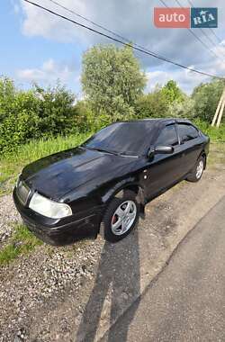 Лифтбек Skoda Octavia 2004 в 
