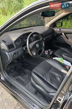 Лифтбек Skoda Octavia 2004 в 