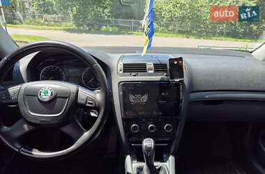 Лифтбек Skoda Octavia 2012 в 