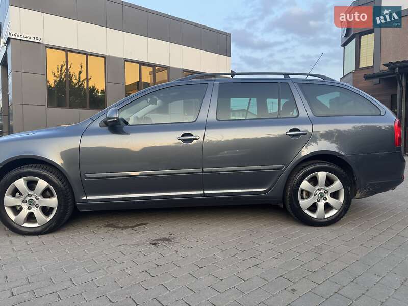 Универсал Skoda Octavia 2010 в Ровно