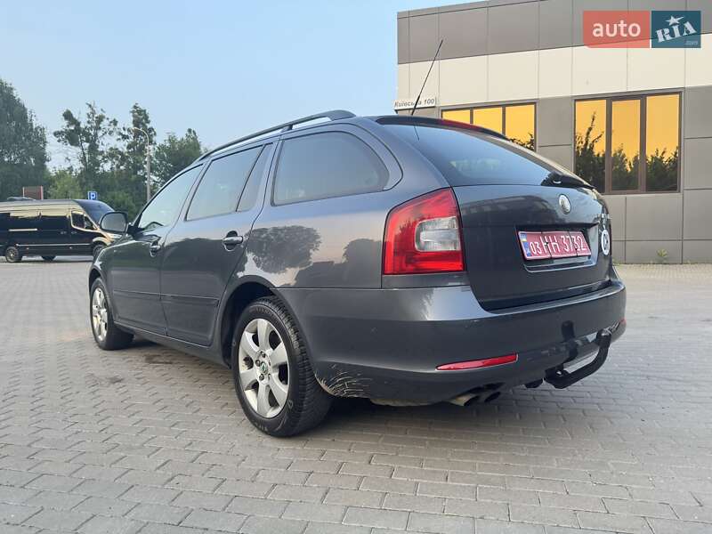 Универсал Skoda Octavia 2010 в Ровно
