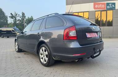 Универсал Skoda Octavia 2010 в 