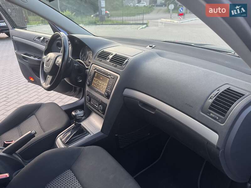 Универсал Skoda Octavia 2010 в Ровно