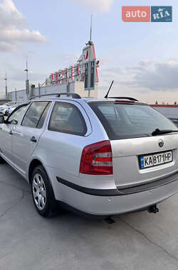 Универсал Skoda Octavia 2012 в 